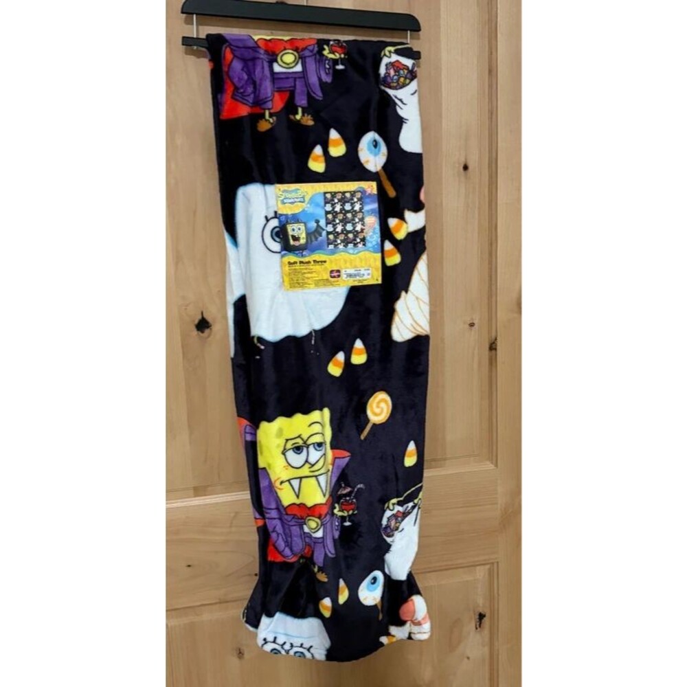 SpongeBob SquarePants Halloween Soft Plush Throw Blanket NWT